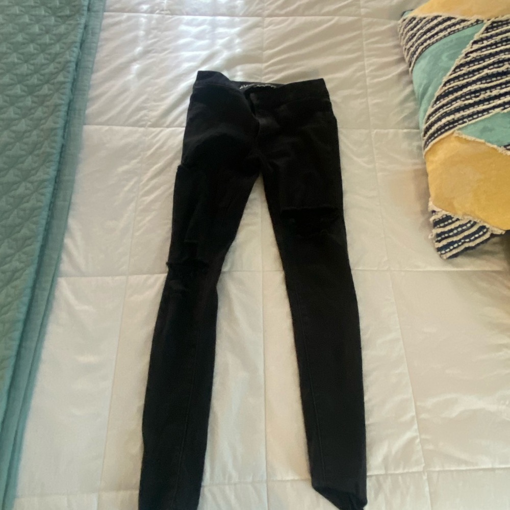 Skinny Black Ripped American Eagle Jeans
